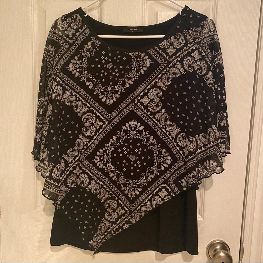 Women’s Lightweight Flowy Shirt Double Layered Printed Chiffon Poncho Blouse Top
